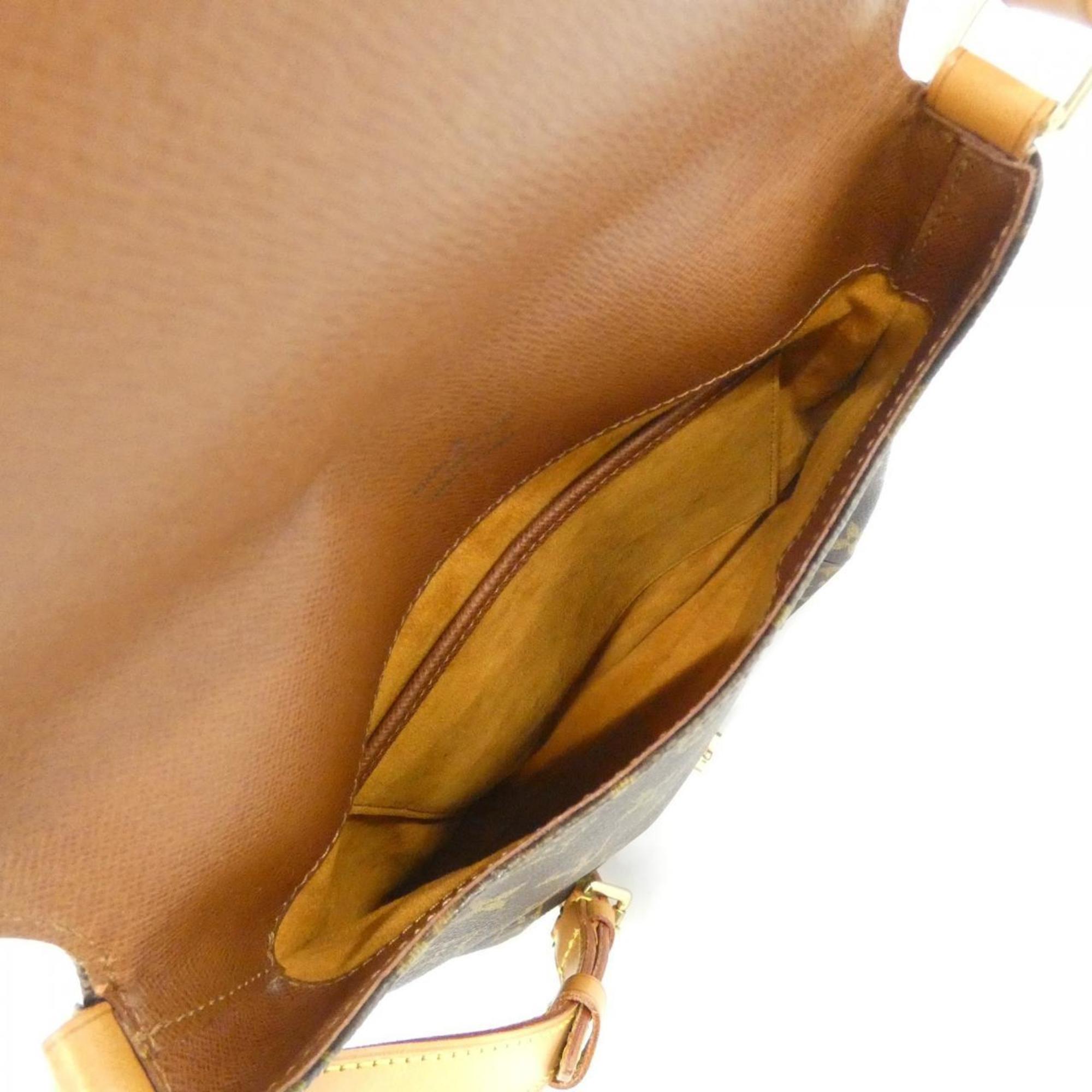 Louis Vuitton Marron Coated Canvas Shoulder Bag (Pre-Owned)