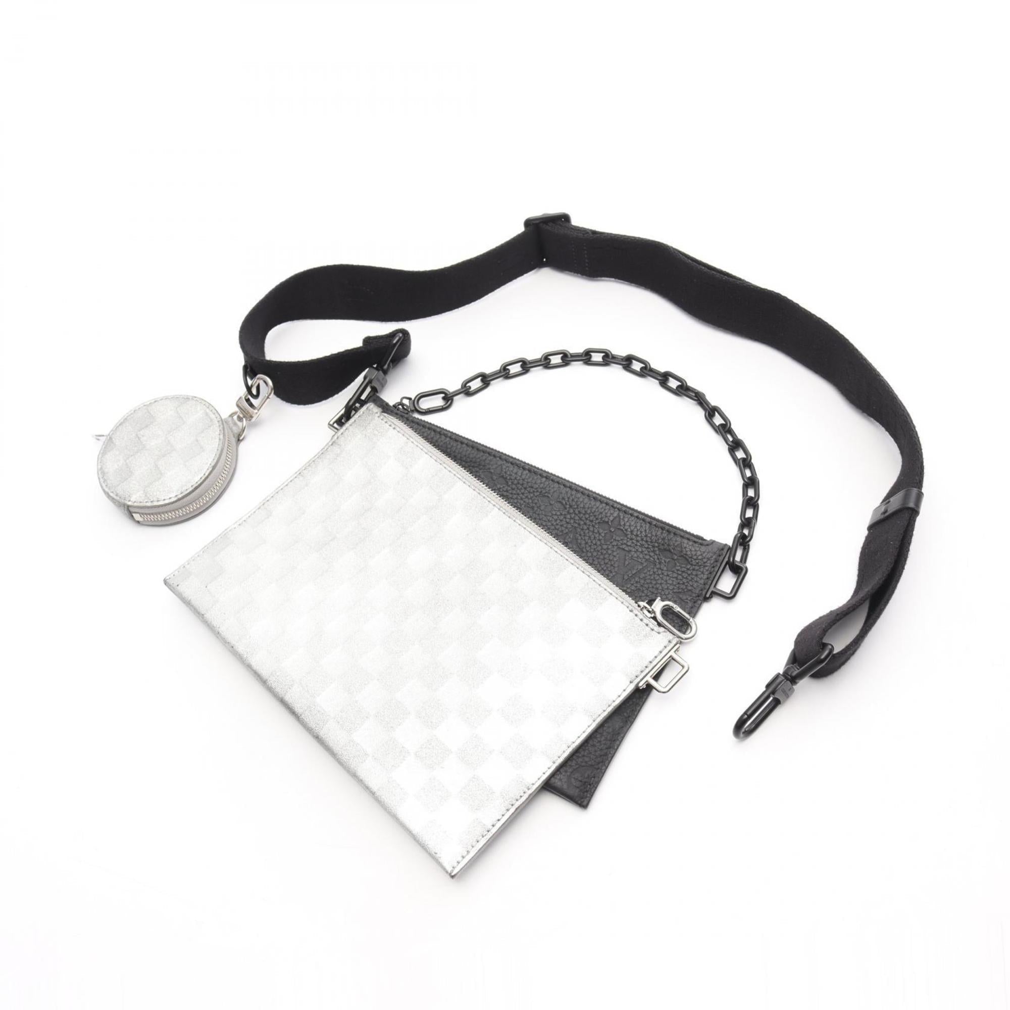 Louis Vuitton Black Silver Leather Shoulder Bag (Pre-Owned)