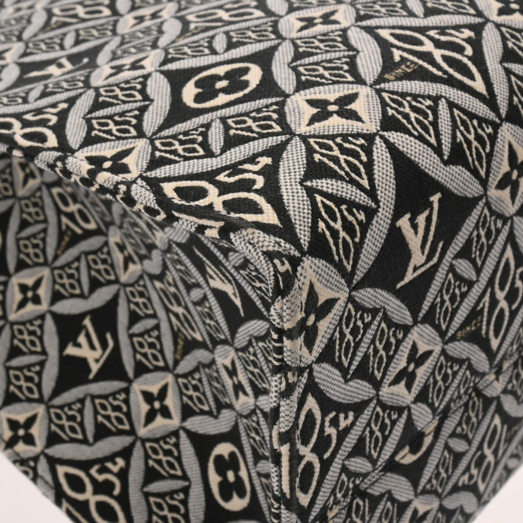 Louis Vuitton Black White Monogram Handbag (Pre-Owned)
