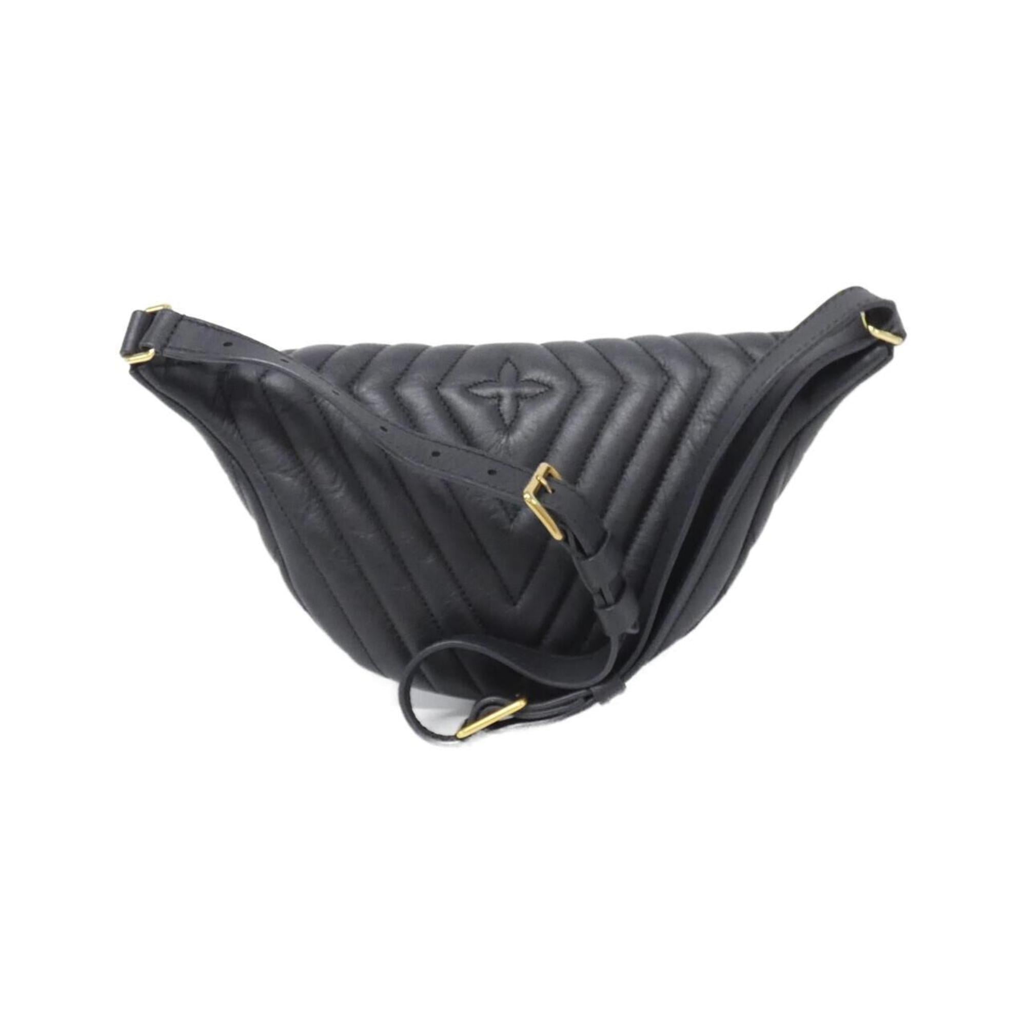 Louis Vuitton Black Leather Shoulder Bag (Pre-Owned)