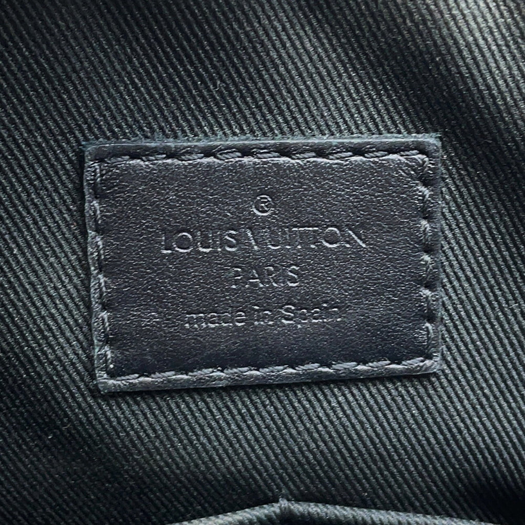 Louis Vuitton Black Noir Shoulder Bag (Pre-Owned)