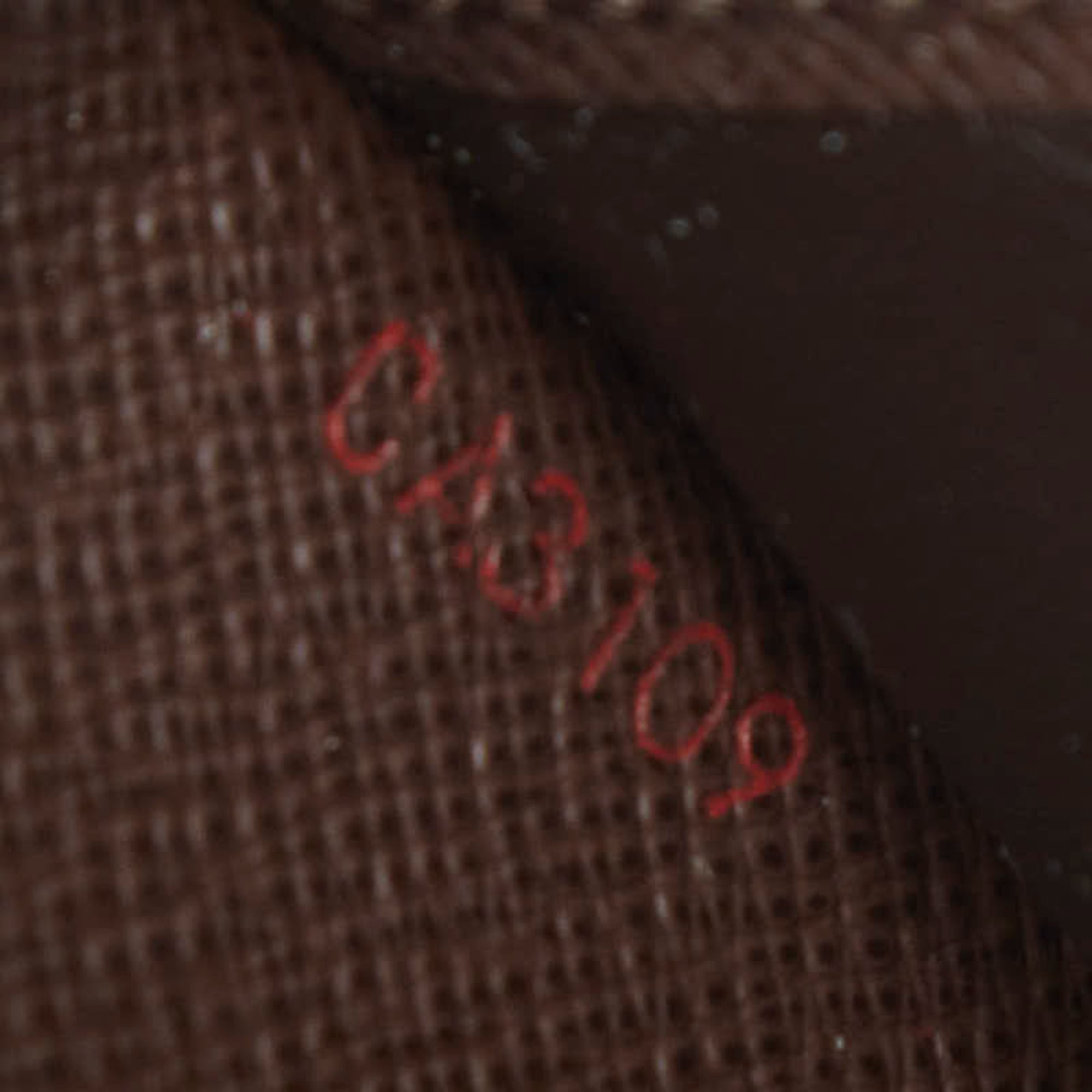 Louis Vuitton Damier Brown Damier Canvas Damier Canvas Long Wallet (Bi-Fold) (Pre-Owned)