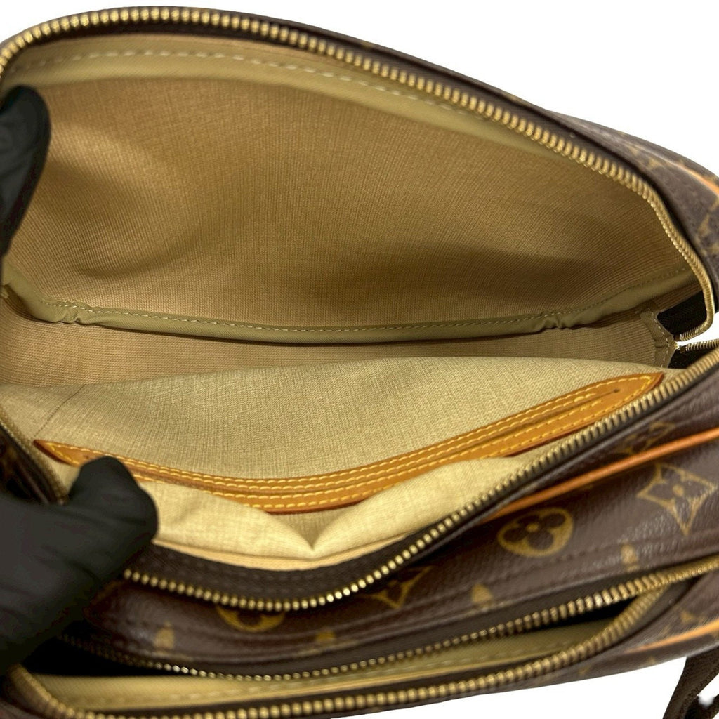 Louis Vuitton Brown Leather Pvc Pochette Shoulder Bag (Pre-Owned)