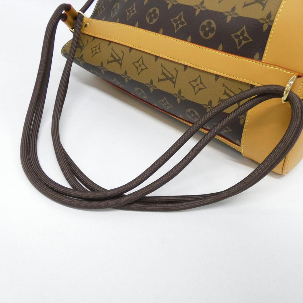 Louis Vuitton Marron Coated Canvas Shoulder Bag (Pre-Owned)
