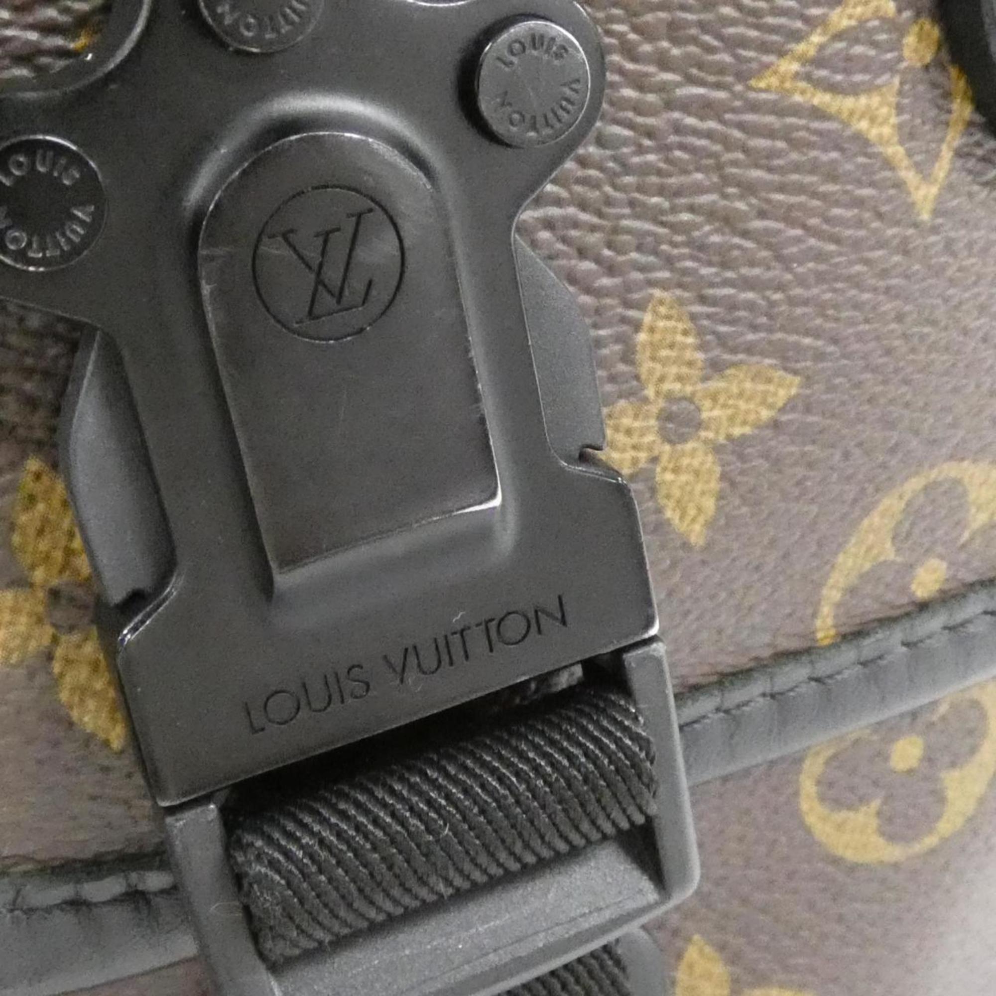 Louis Vuitton Black Brown Coated Canvas Shoulder Bag (Pre-Owned)