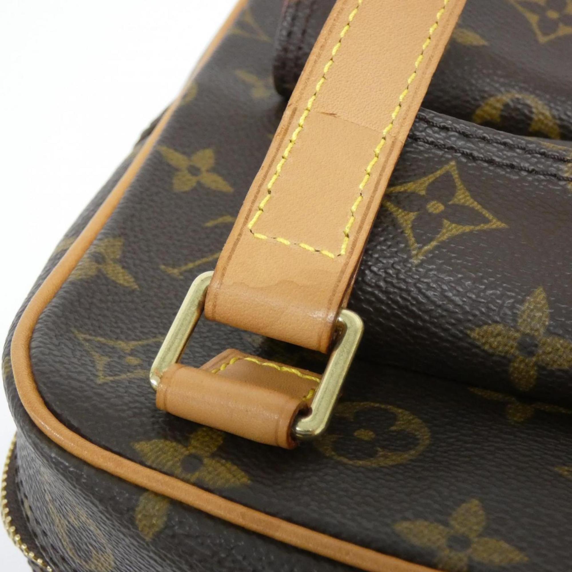 Louis Vuitton Marron Coated Canvas Handbag (Pre-Owned)