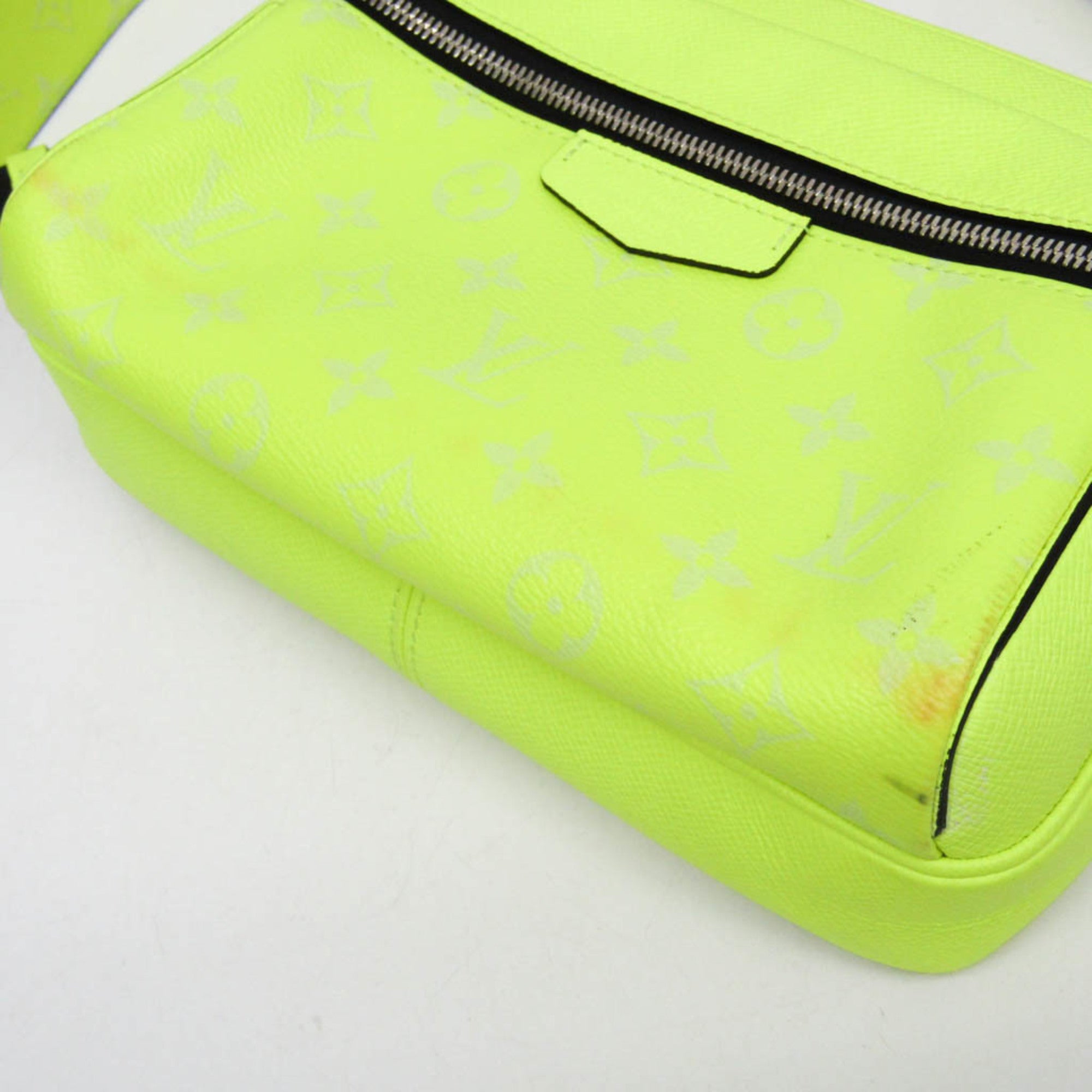 Outdoor Messenger Bag Monogram Taigarama