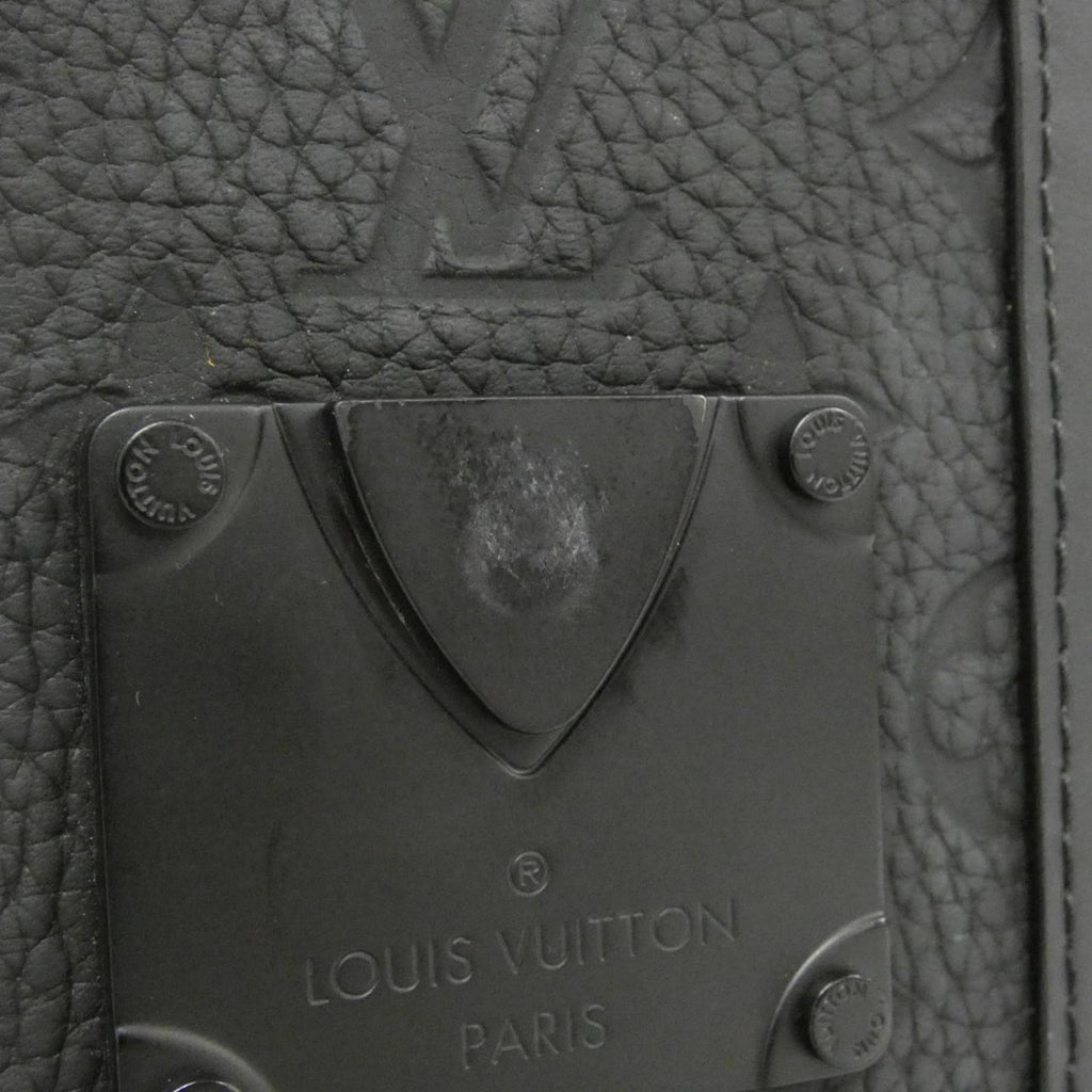 Louis Vuitton Black Leather Shoulder Bag (Pre-Owned)