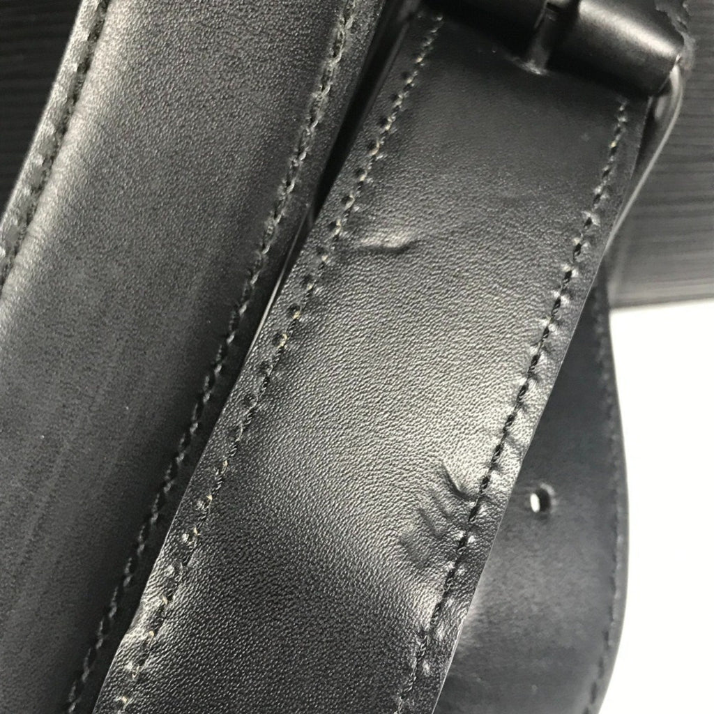 Louis Vuitton Black Noir Epi Leather Shoulder Bag (Pre-Owned)