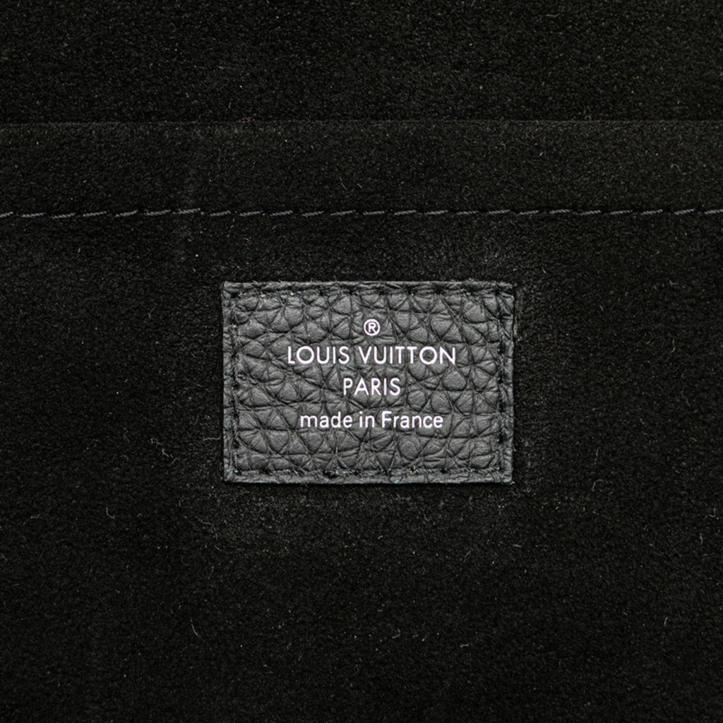 Louis Vuitton Taurillon Black Noir Leather Clutch Bag Pochette (Pre-Owned)