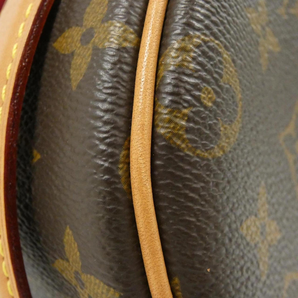 Louis Vuitton Brown Coated Canvas Shoulder Bag (Pre-Owned)