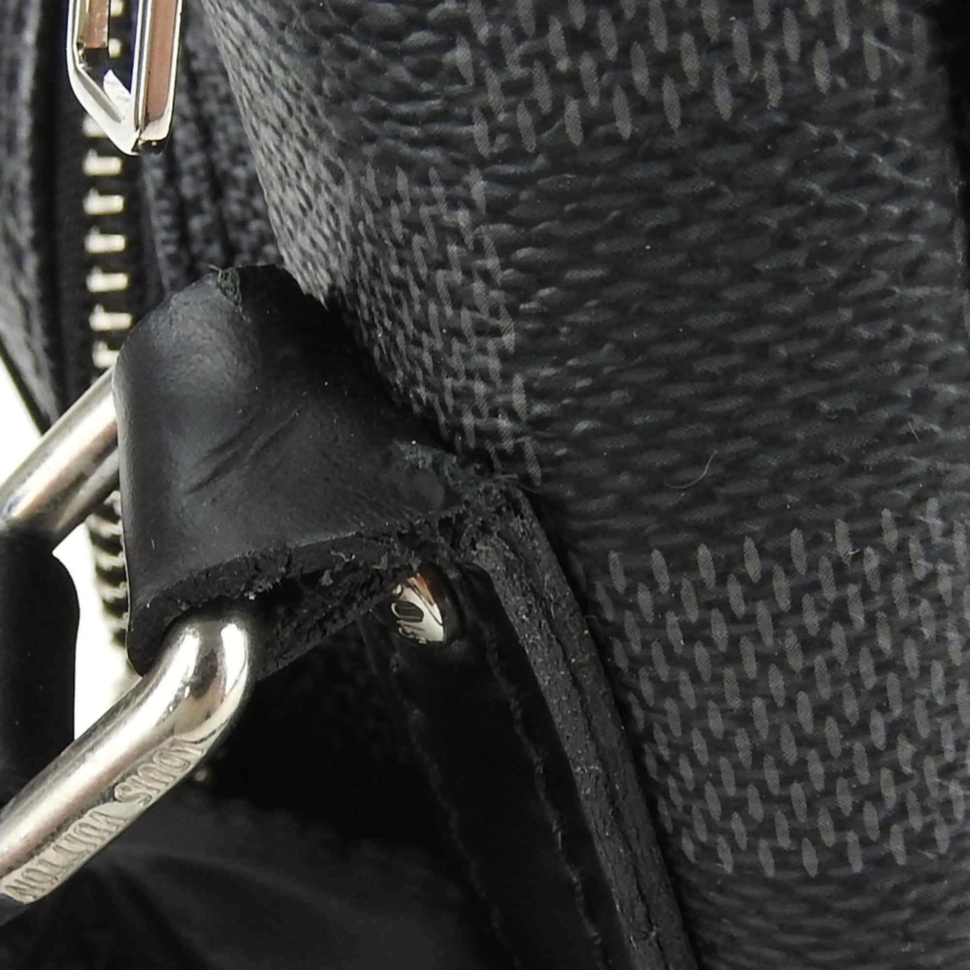 Louis Vuitton Damier Graphite Black Gray Damier Graphite Pochette Shoulder Bag (Pre-Owned)
