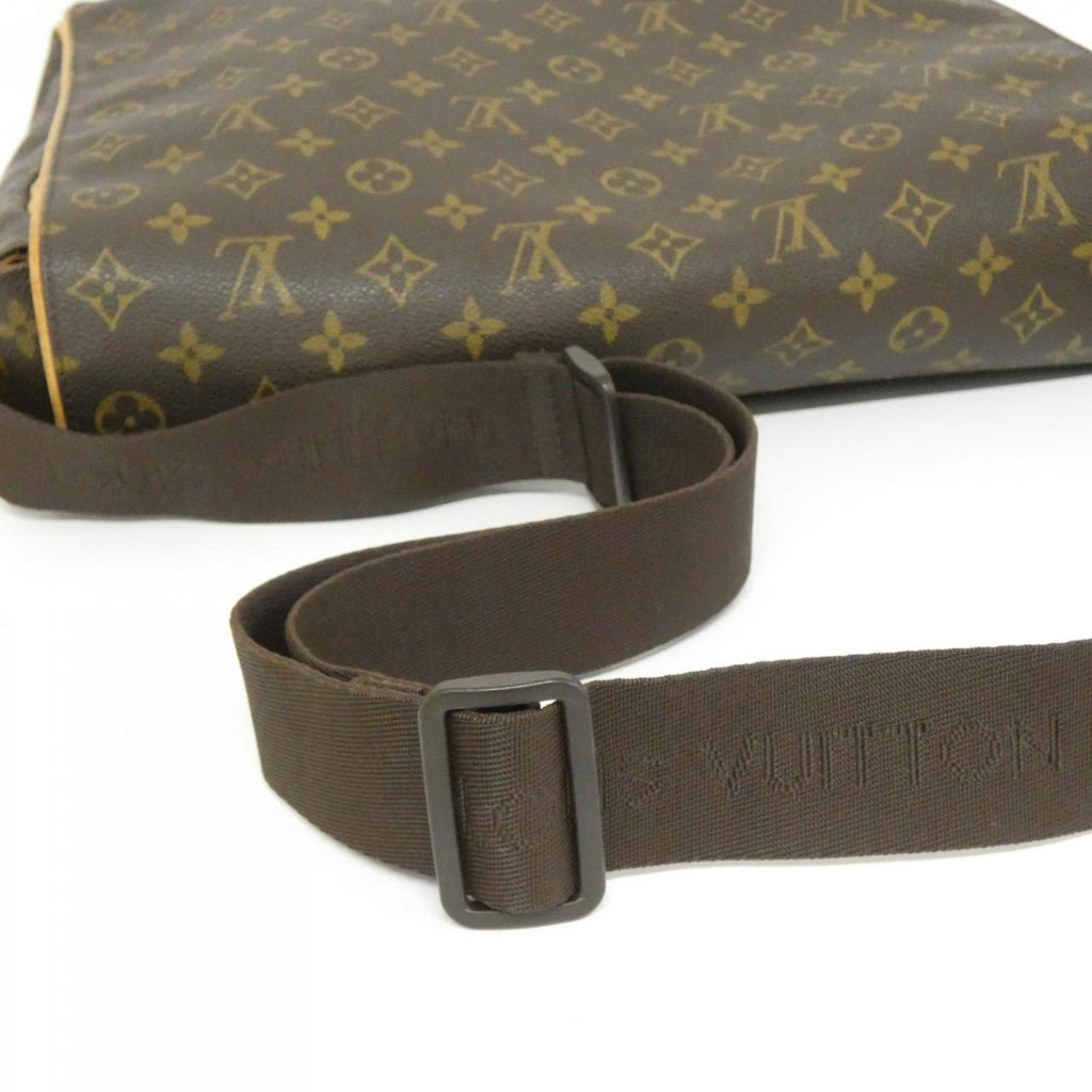 Louis Vuitton Marron Coated Canvas Shoulder Bag (Pre-Owned)