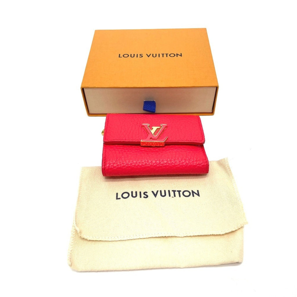 Louis Vuitton Red Color Leather Wallet (Tri-Fold) (Pre-Owned)