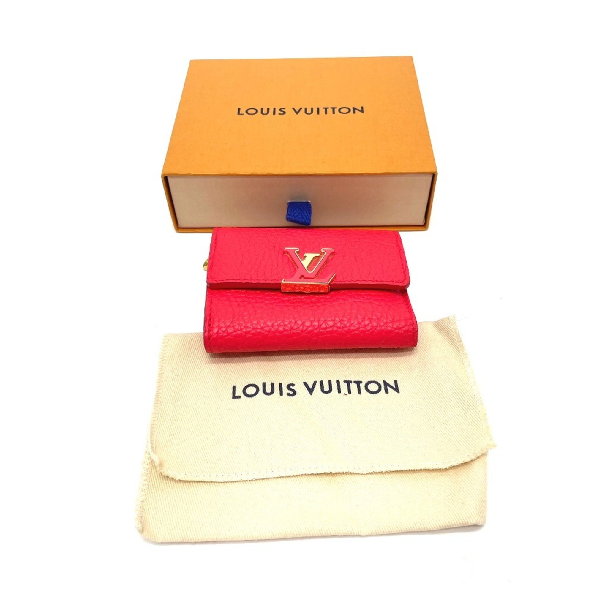 Louis Vuitton Red Color Leather Wallet (Tri-Fold) (Pre-Owned)