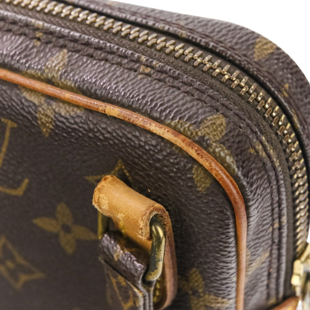 Louis Vuitton Brown Pochette (Pre-Owned)