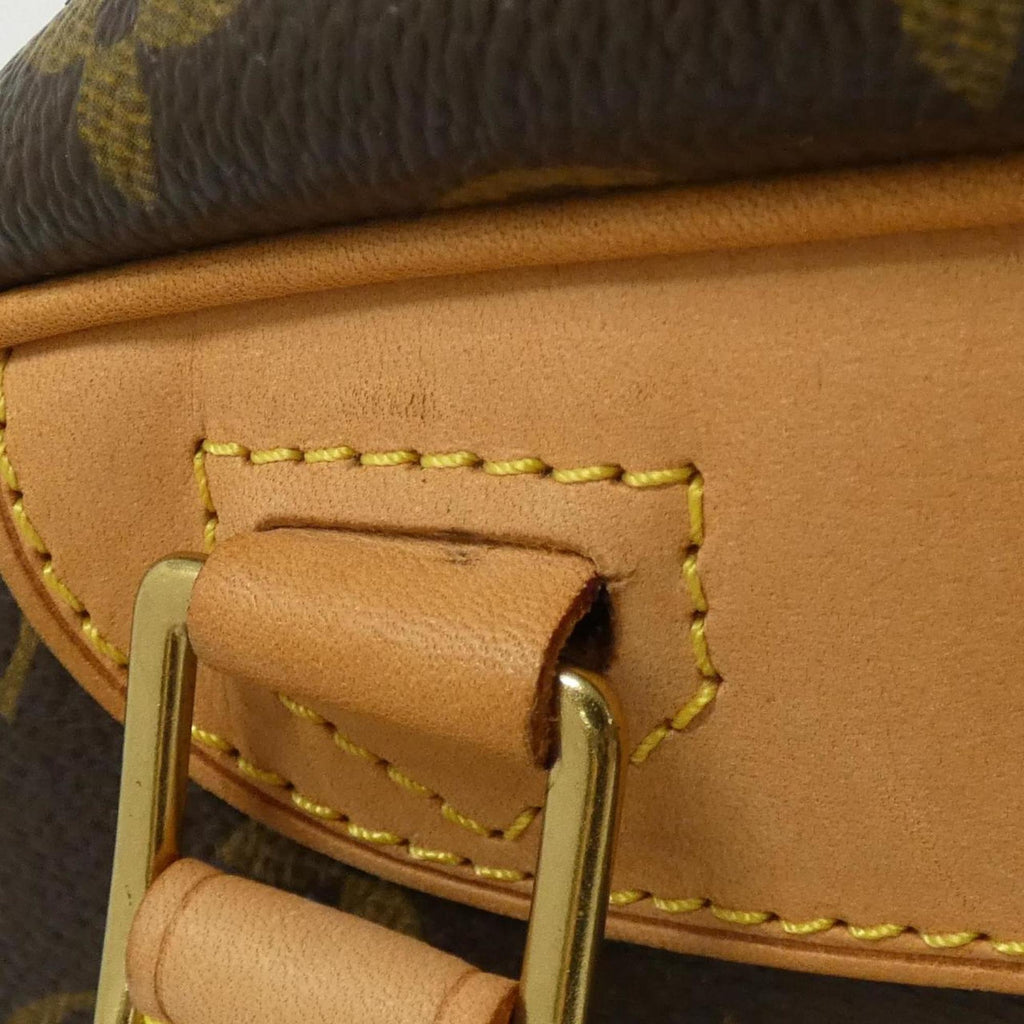 Louis Vuitton Marron Coated Canvas Handbag (Pre-Owned)