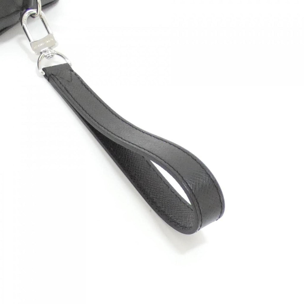 Louis Vuitton Black Leather Pochette (Pre-Owned)