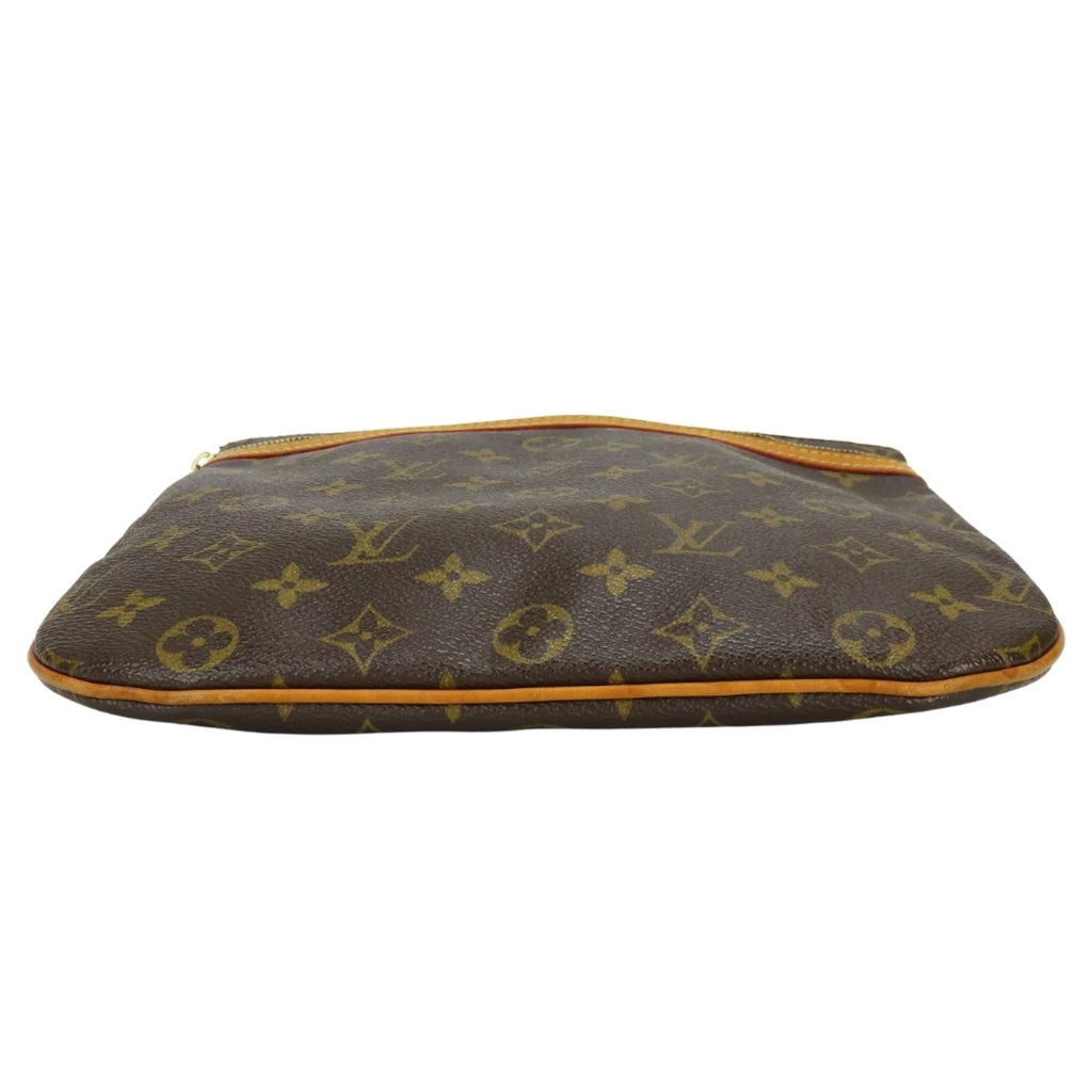 Louis Vuitton Brown Monogram Monogram Shoulder Bag (Pre-Owned)