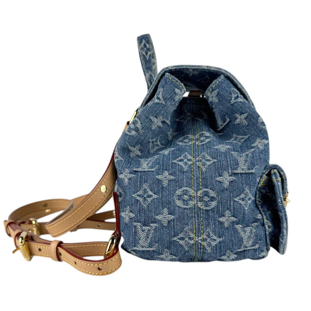 Louis Vuitton Blue Monogram Denim Backpack (Pre-Owned)