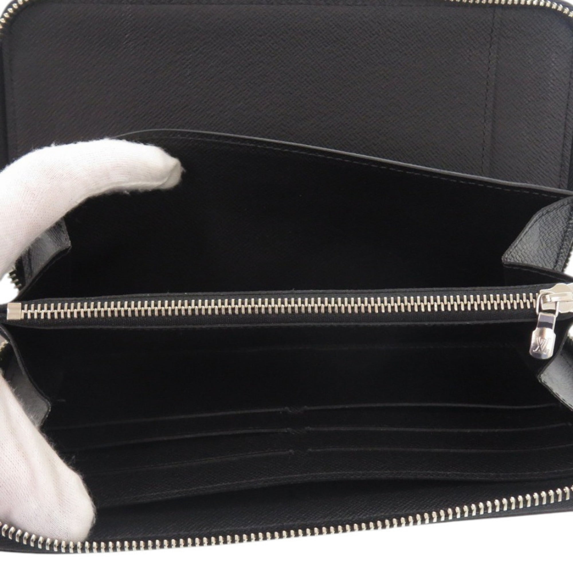 Louis Vuitton Noir Leather Long Wallet (Bi-Fold) (Pre-Owned)