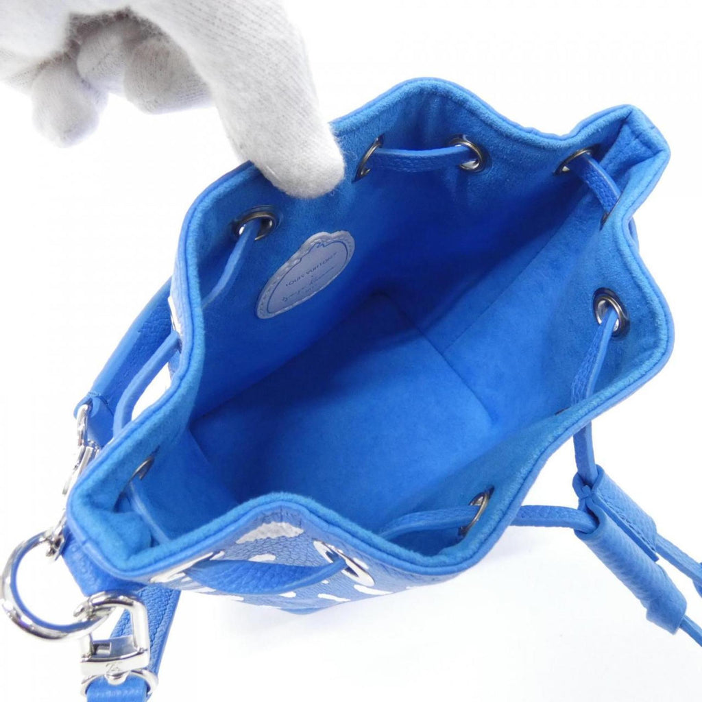 Louis Vuitton Blanc Blue Leather Shoulder Bag (Pre-Owned)