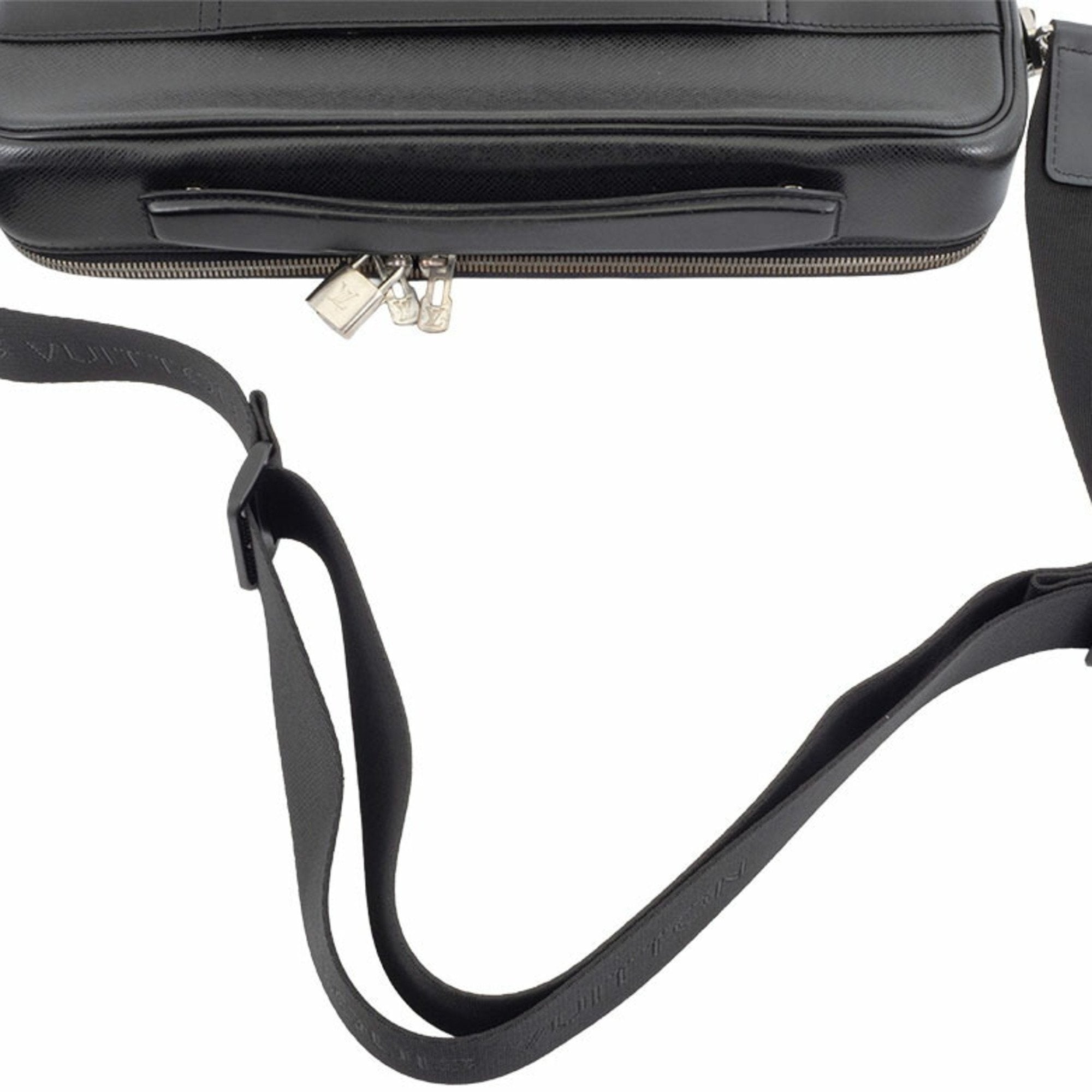 Louis Vuitton Ardoise Taiga Leather Shoulder Bag (Pre-Owned)