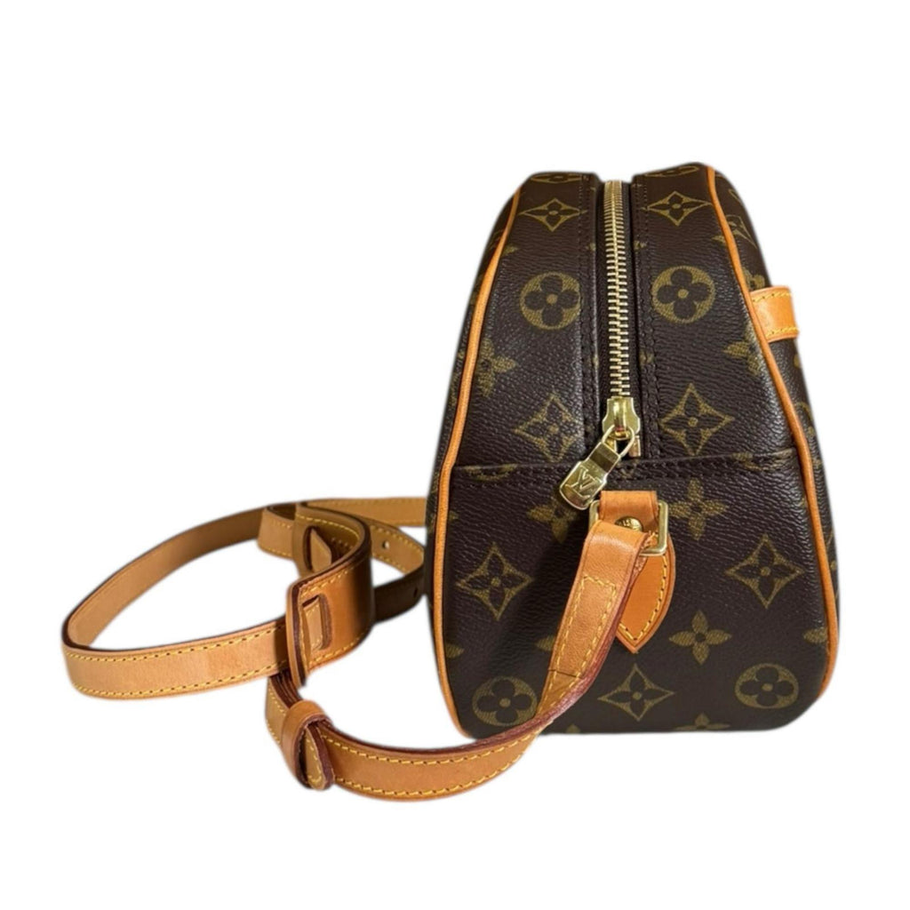 Louis Vuitton Monogram Brown Monogram Monogram Shoulder Bag (Pre-Owned)