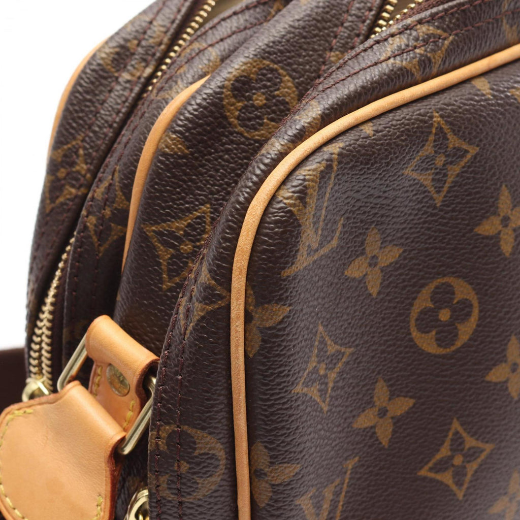 Louis Vuitton Brown Monogram Coated Canvas Shoulder Bag (Pre-Owned)