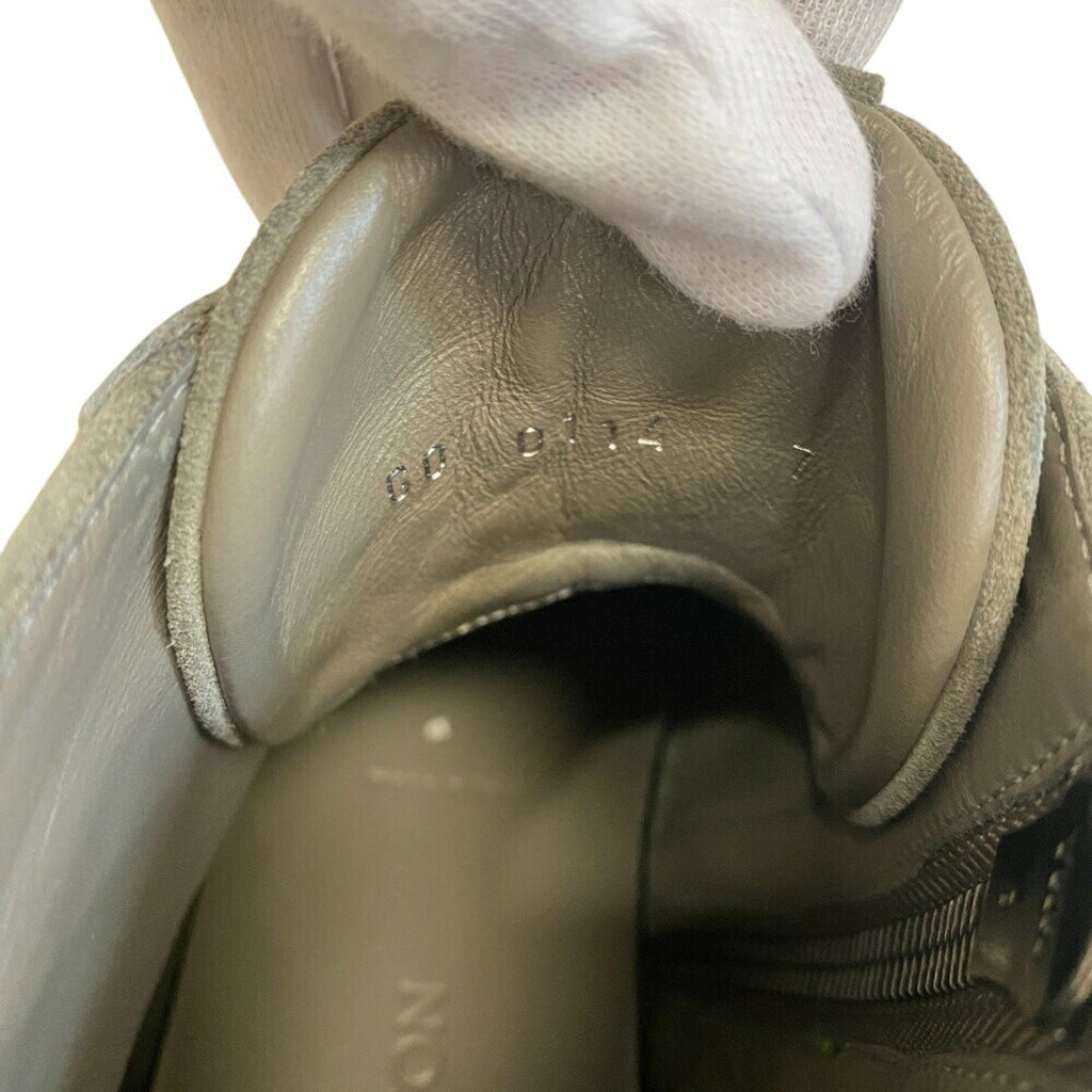 Louis Vuitton Gray Sneakers (Pre-Owned)