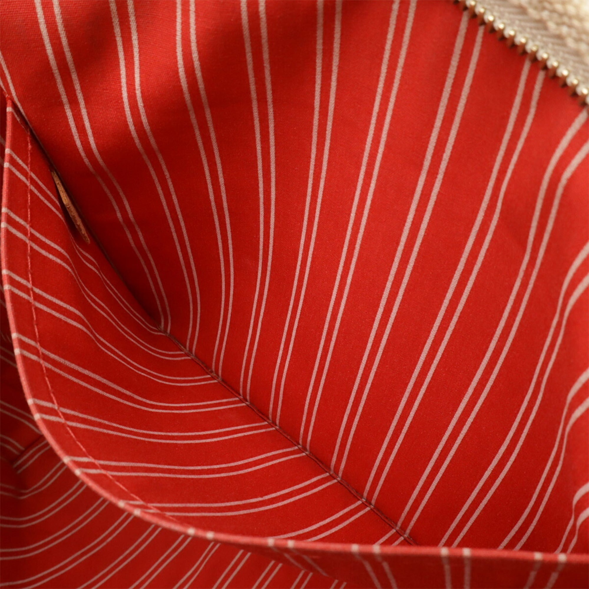 Louis Vuitton Beige Red Color Canvas Shoulder Bag Tote Bag (Pre-Owned)