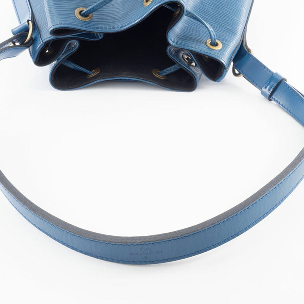 Louis Vuitton Toledo Blue Epi Leather Shoulder Bag (Pre-Owned)
