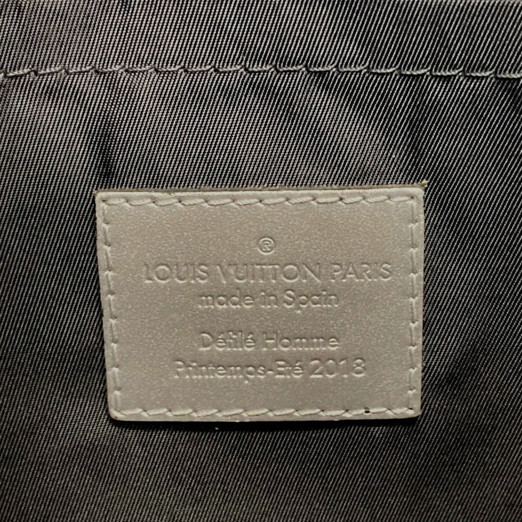 Louis Vuitton Silver Monogram Shoulder Bag (Pre-Owned)