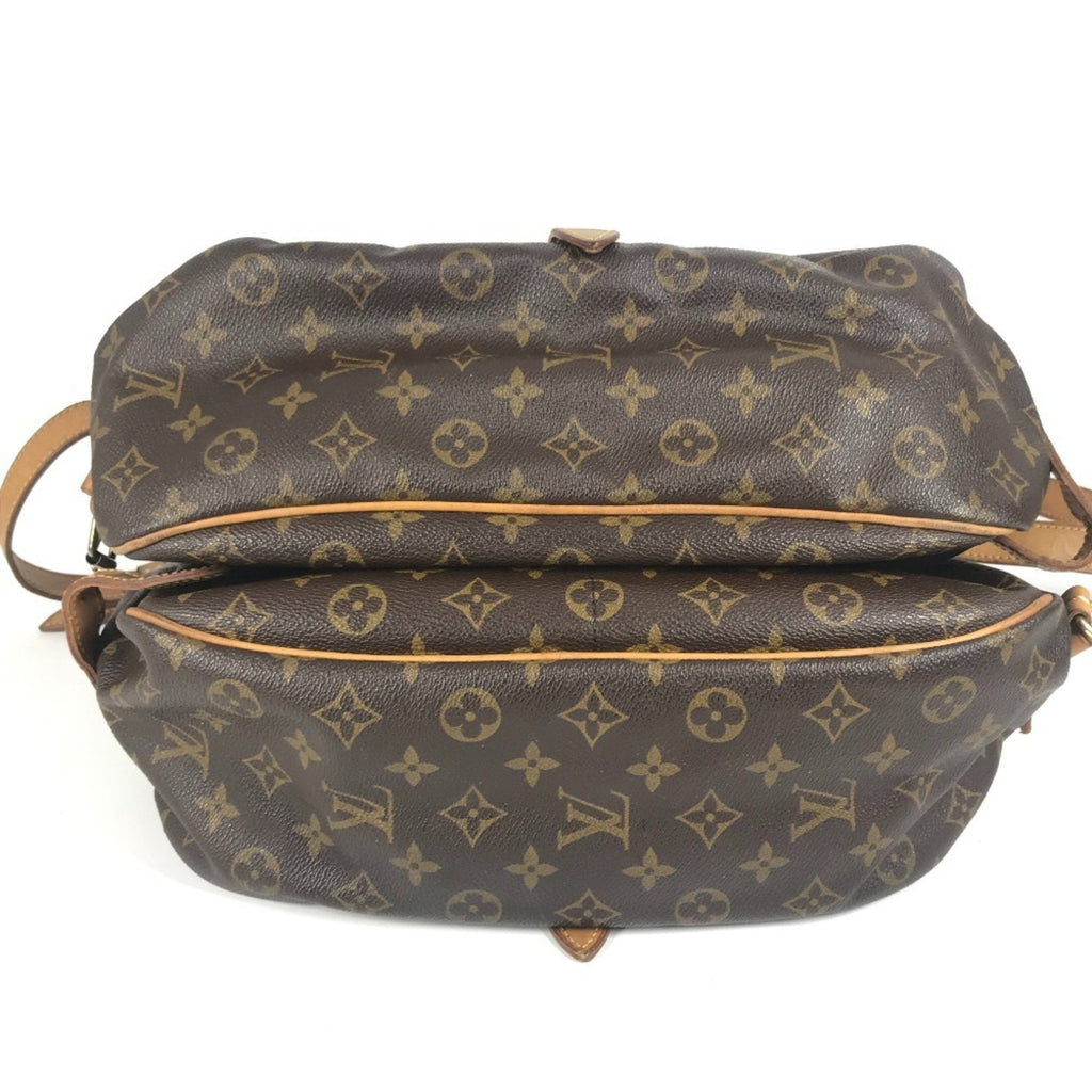 Louis Vuitton Brown Monogram Canvas Shoulder Bag (Pre-Owned)