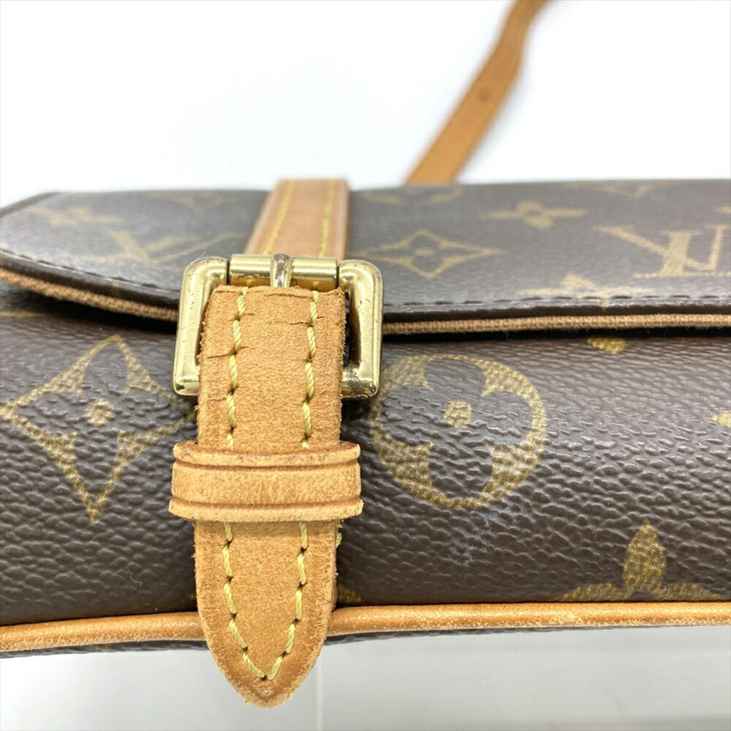 Louis Vuitton Monogram Brown Monogram Pochette Shoulder Bag (Pre-Owned)