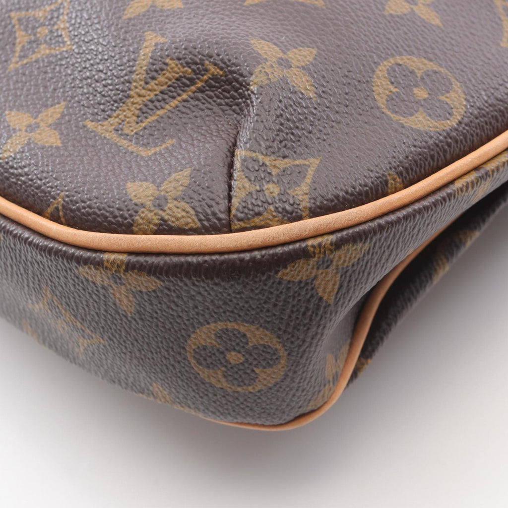Louis Vuitton Brown Coated Canvas Leather Shoulder Bag (Pre-Owned)