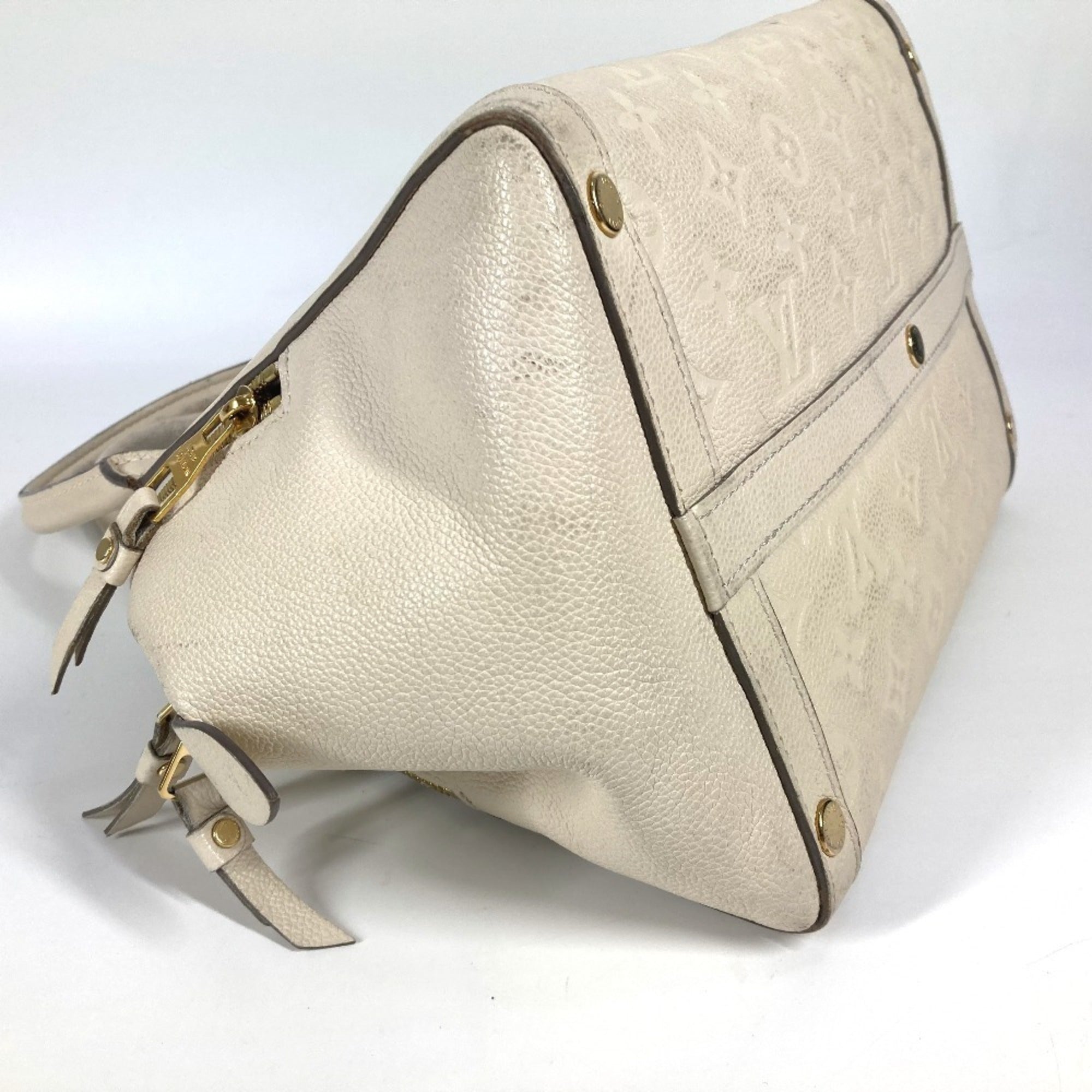 Louis Vuitton Monogram Empreinte Neige White Monogram Empreinte Handbag Tote Bag (Pre-Owned)