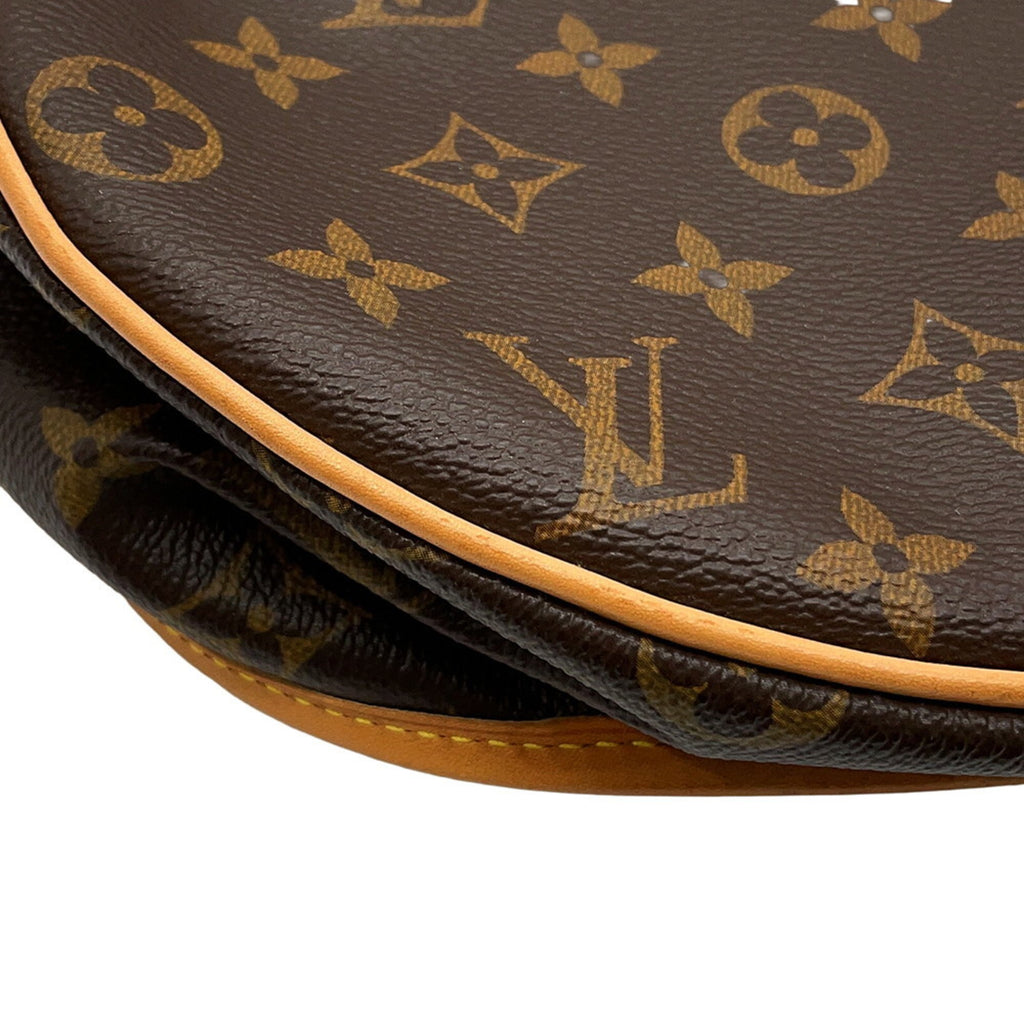 Louis Vuitton Brown Monogram Monogram Shoulder Bag (Pre-Owned)