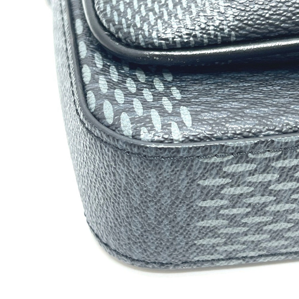 Louis Vuitton Black Galle Damier Graphite Shoulder Bag (Pre-Owned)