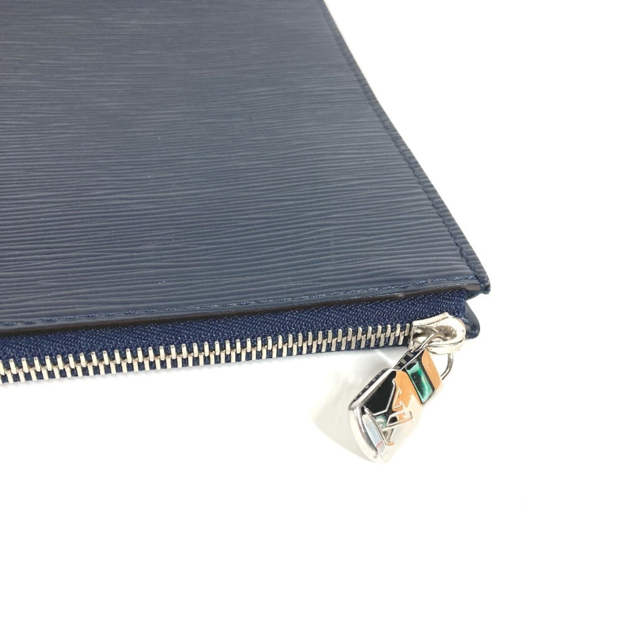 Louis Vuitton Epi Navy Blue Epi Leather Clutch Bag Pochette (Pre-Owned)