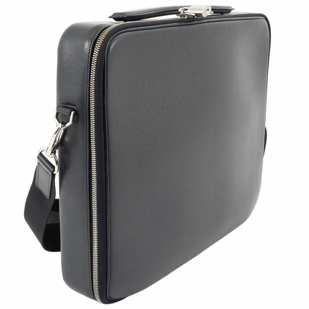 Louis Vuitton Ardoise Taiga Leather Shoulder Bag (Pre-Owned)