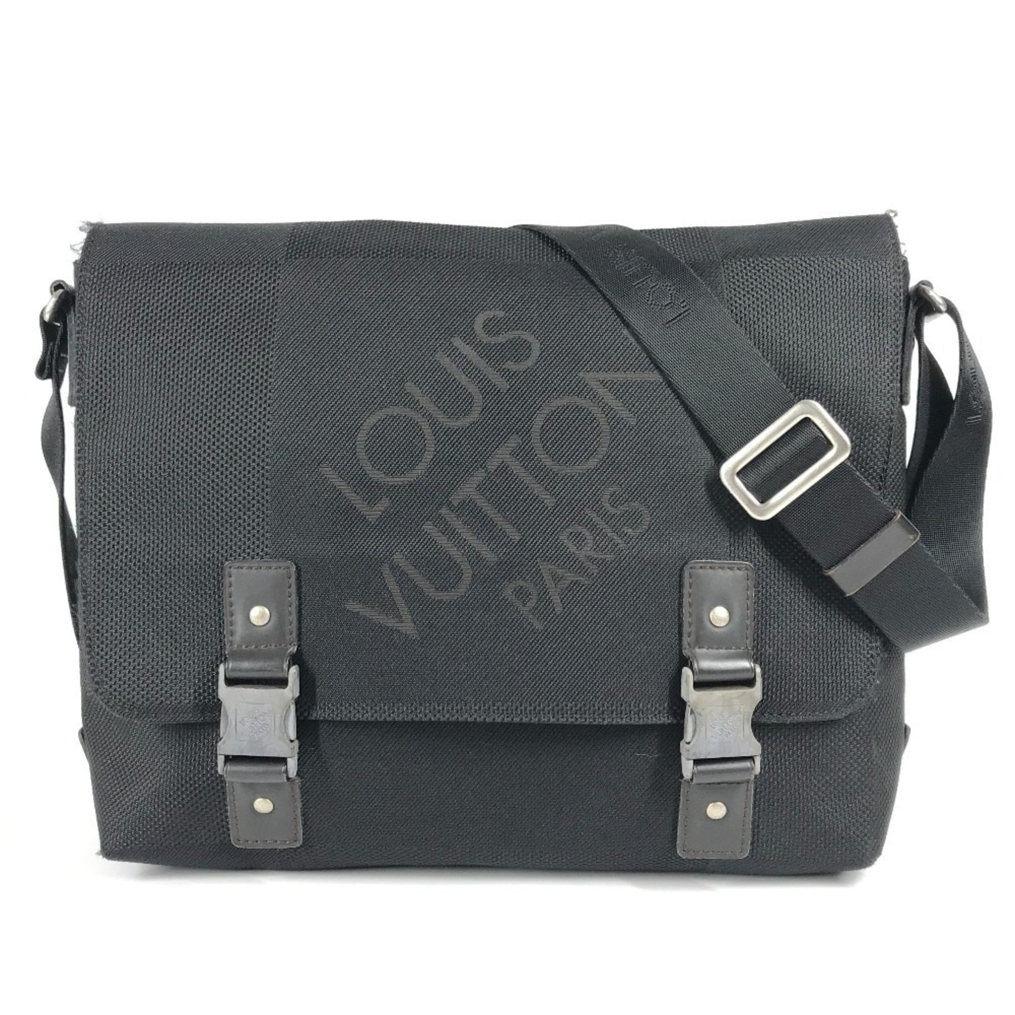 Louis Vuitton Black White Damier Geant Messenger Bag Shoulder Bag (Pre-Owned)