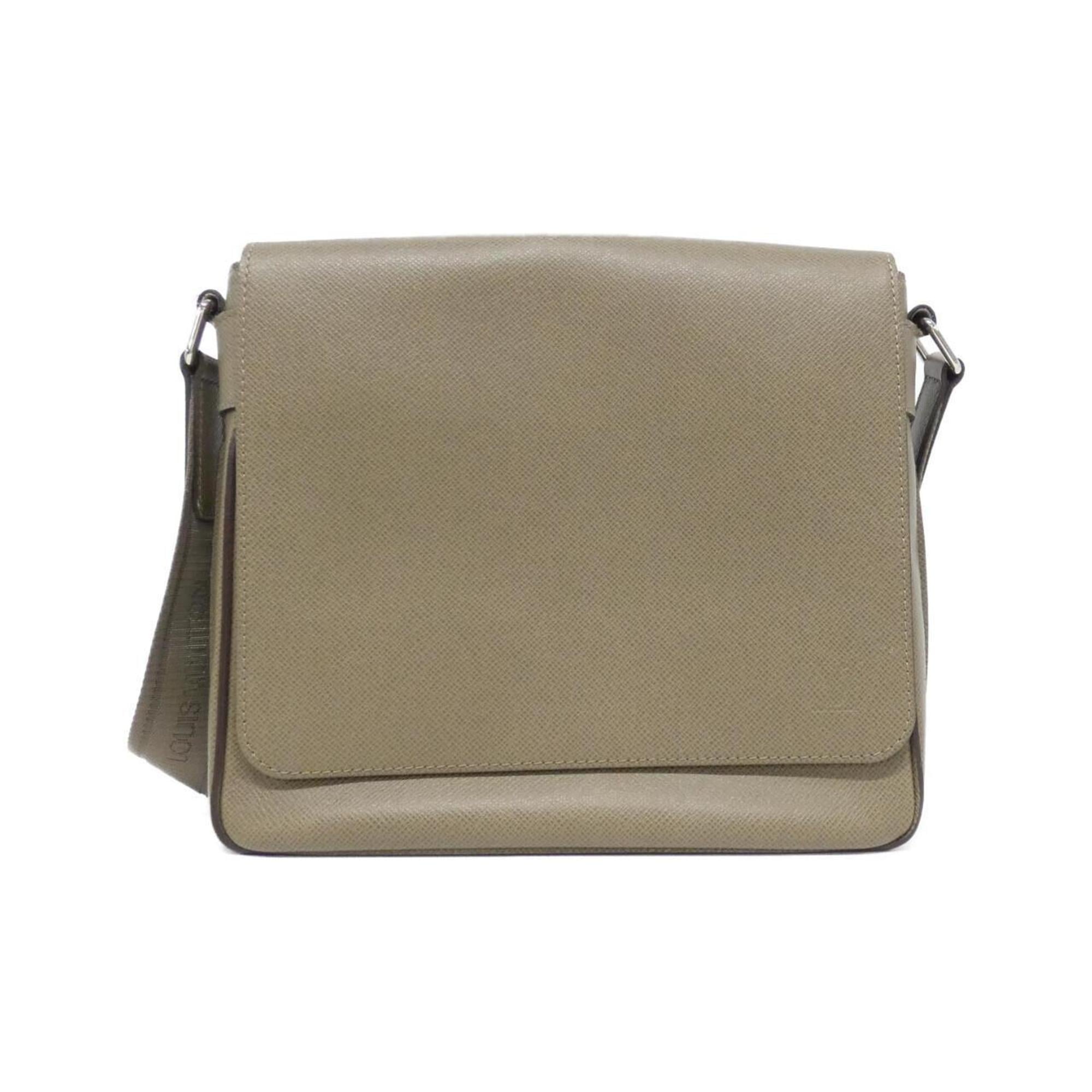 Louis Vuitton Taiga Aurore Leather Shoulder Bag (Pre-Owned)