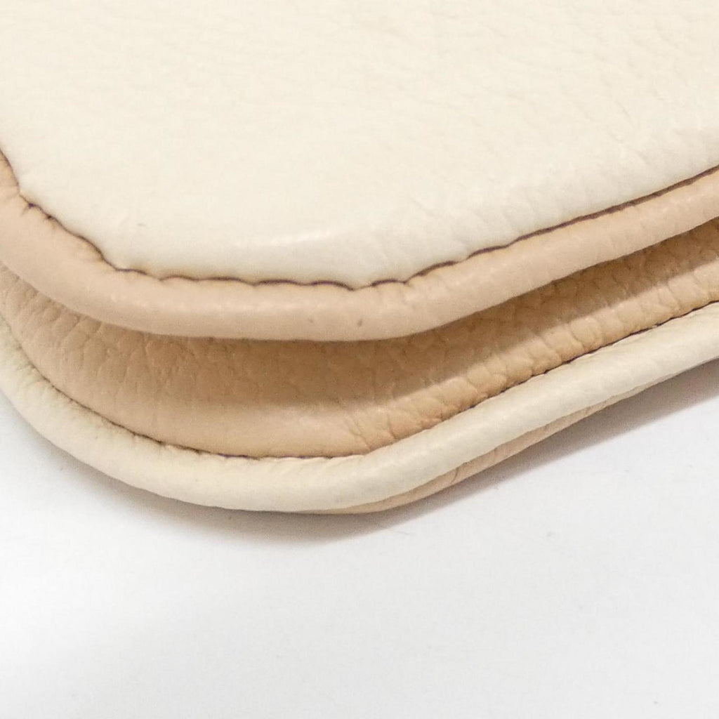 Louis Vuitton Beige Leather Pochette Shoulder Bag (Pre-Owned)