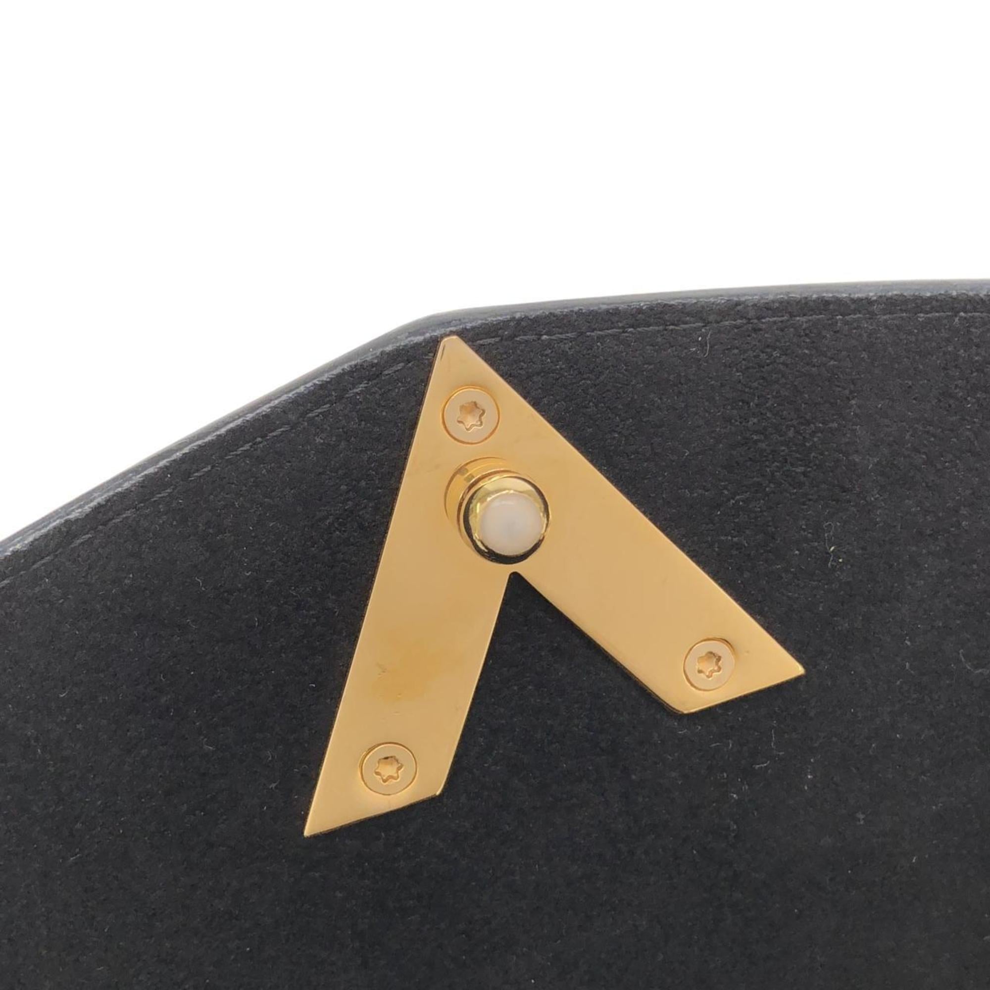 Louis Vuitton Black Leather Shoulder Bag (Pre-Owned)