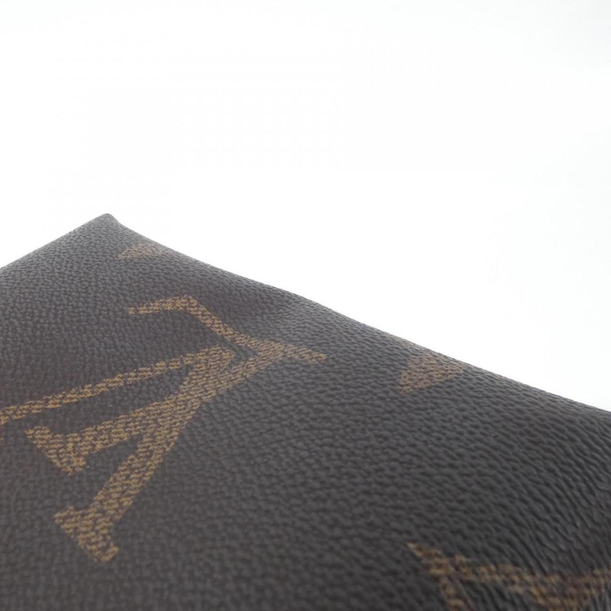 Louis Vuitton Marron Coated Canvas Pouch (Pre-Owned)