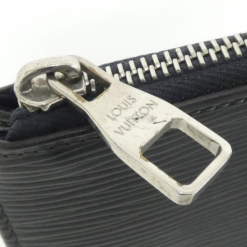 Louis Vuitton Black Leather Handbag Pochette (Pre-Owned)