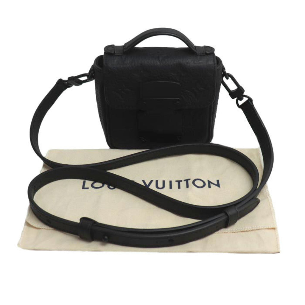 Louis Vuitton Black Leather Shoulder Bag (Pre-Owned)