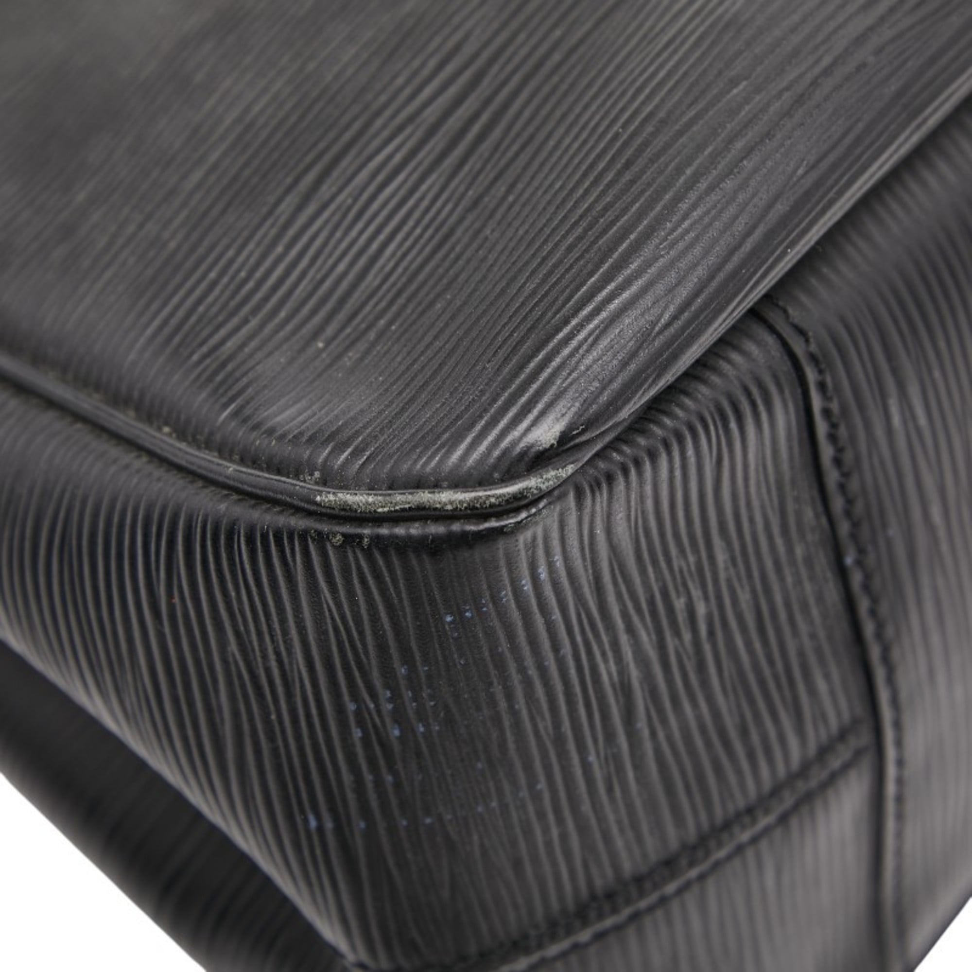 Louis Vuitton Black Noir Leather Handbag (Pre-Owned)