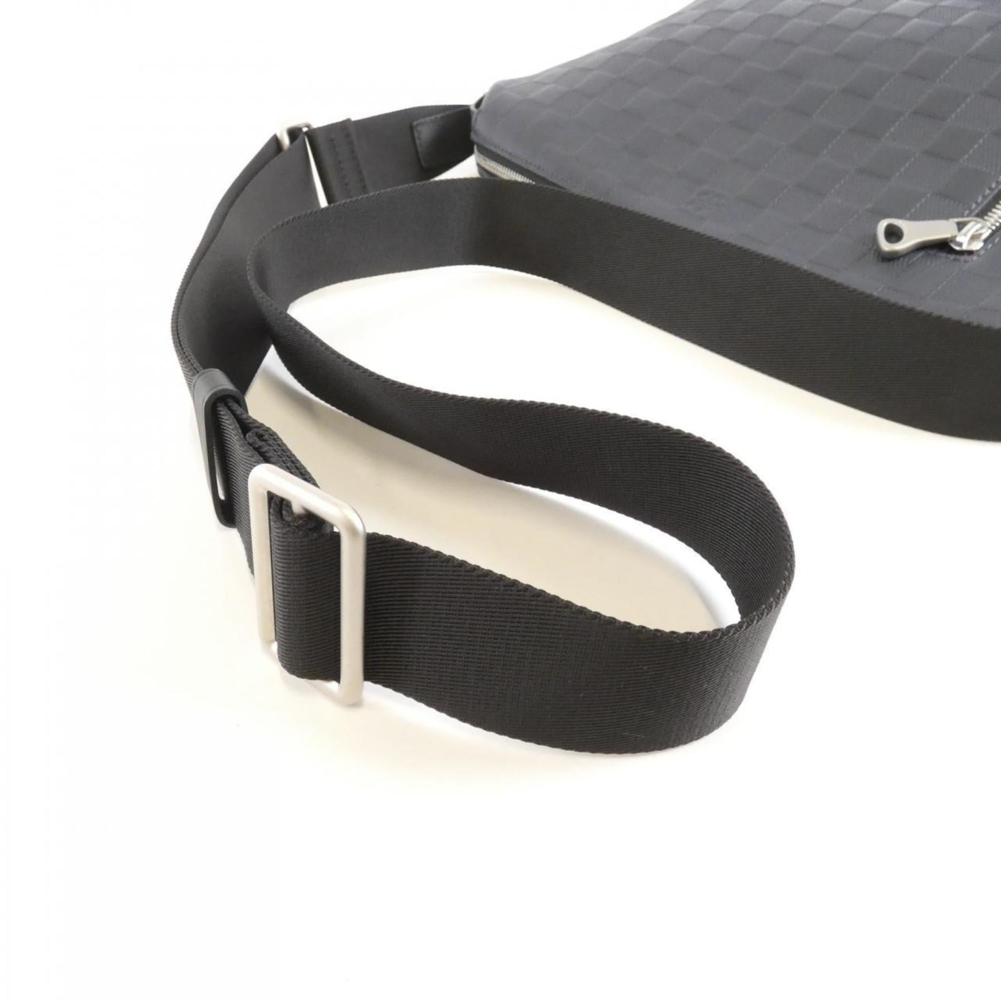 Louis Vuitton Onyx Leather Shoulder Bag (Pre-Owned)